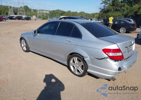 2010 Mercedes-Benz C 300 Luxury 4Matic/Sport 4Matic from USA, damaged, VIN WDDGF8BB7AR112940